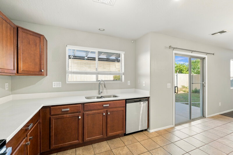 2,340/Mo, 10340 W Hilton Ave Tolleson, AZ 85353 Kitchen View
