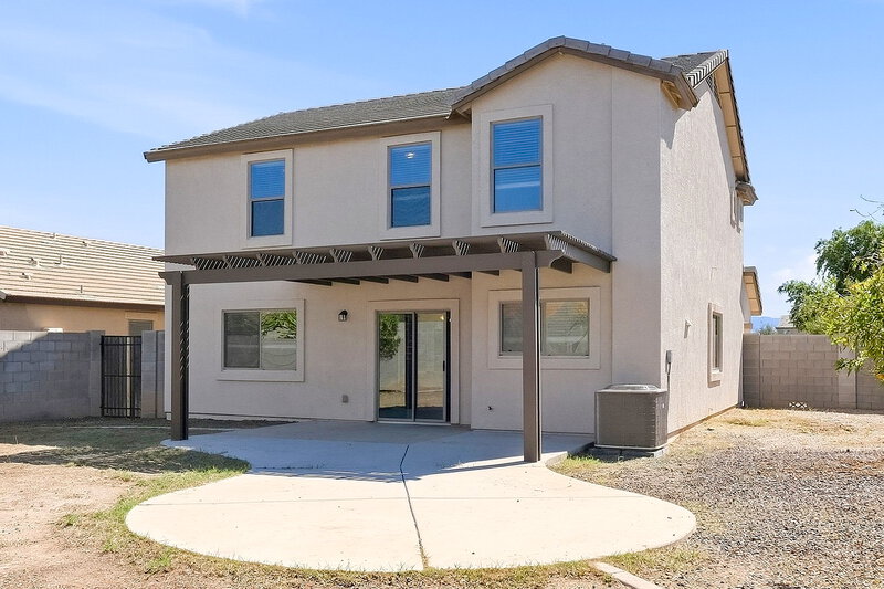 2,340/Mo, 10340 W Hilton Ave Tolleson, AZ 85353 Rear View