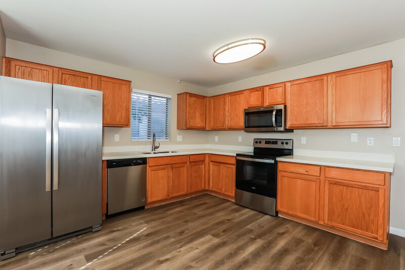 1,750/Mo, 2297 West Camp River Road Queen Creek, AZ 85142 Kitchen View