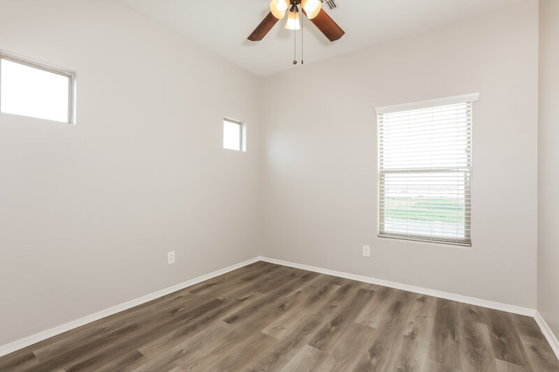 1,795/Mo, 30783 North Karen Avenue San Tan Valley, AZ 85143 Bedroom View 2