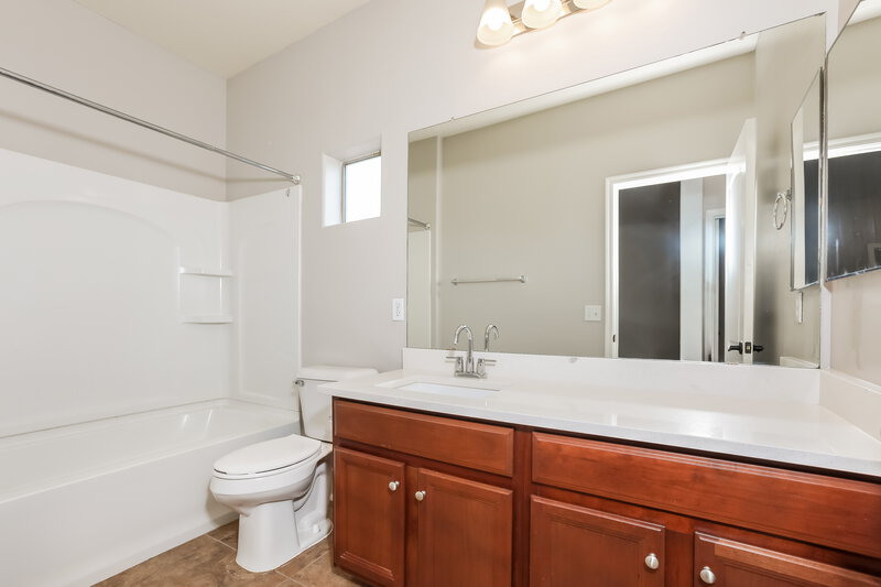 1,795/Mo, 30783 North Karen Avenue San Tan Valley, AZ 85143 Bathroom View 2