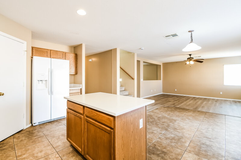1,755/Mo, 2850 East Mineral Park Road San Tan Valley, AZ 85143 Kitchen View