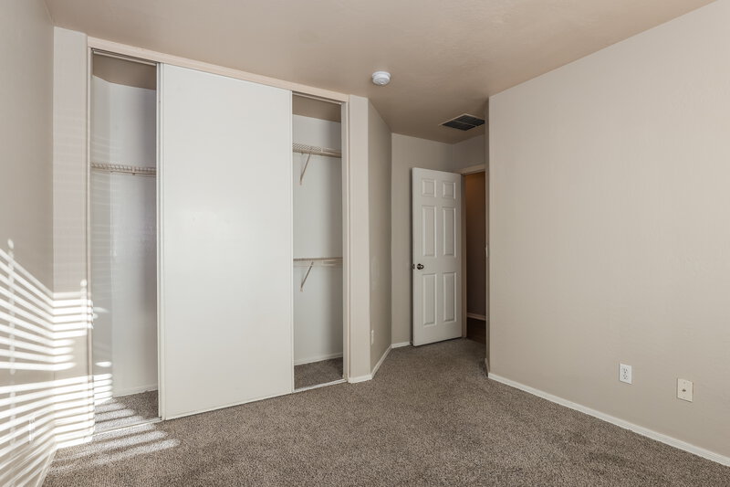 1,740/Mo, 4090 East Silverbell Road San Tan Valley, AZ 85143 Bedroom View 3