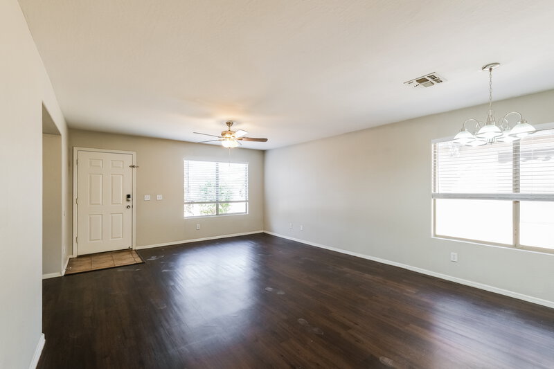 1,825/Mo, 15843 W Woodlands Ave Goodyear, AZ 85338 Living Room View 2