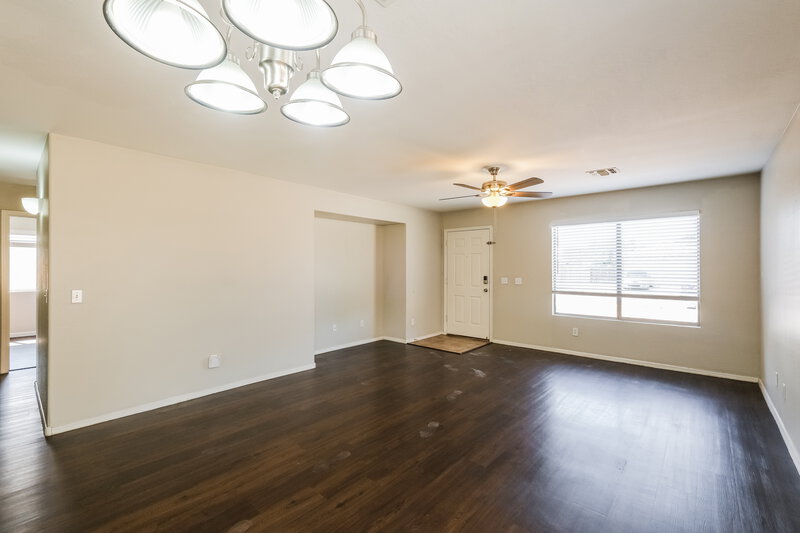 1,825/Mo, 15843 W Woodlands Ave Goodyear, AZ 85338 Dining Room View