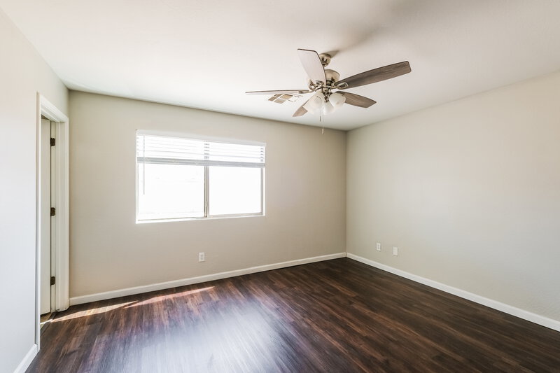 1,825/Mo, 15843 W Woodlands Ave Goodyear, AZ 85338 Main Bedroom View