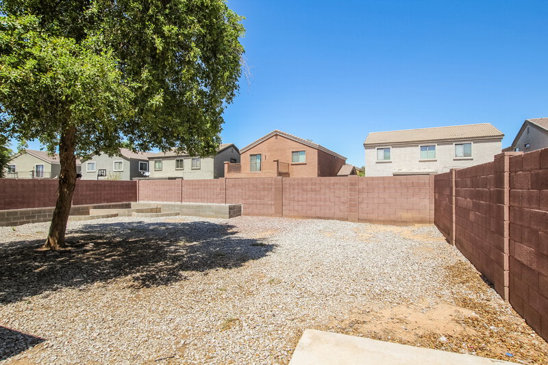 2,525/Mo, 8616 W Superior Ave Tolleson, AZ 85353 Rear View