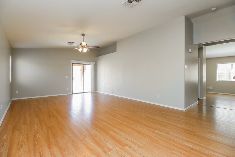 1,885/Mo, 2942 W Kristina Ave San Tan Valley, AZ 85142 Living Room View