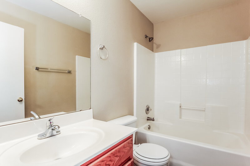 1,625/Mo, 12734 W Via Camille El Mirage, AZ 85335 Bathroom View