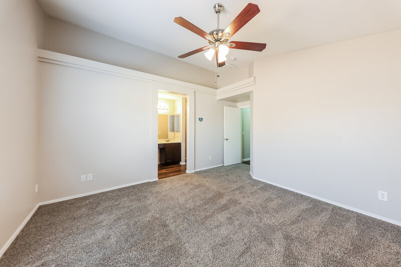 1,795/Mo, 14405 N 125th Dr El Mirage, AZ 85335 Main Bedroom View 2