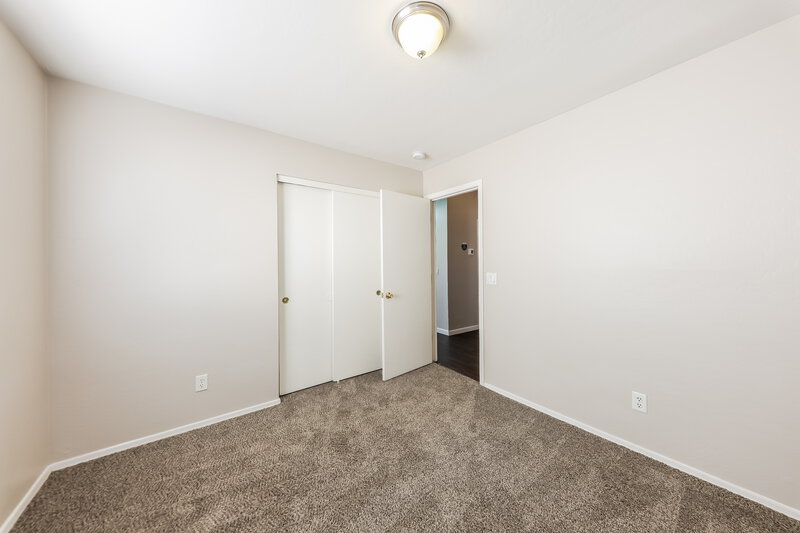 1,795/Mo, 14405 N 125th Dr El Mirage, AZ 85335 Bedroom View