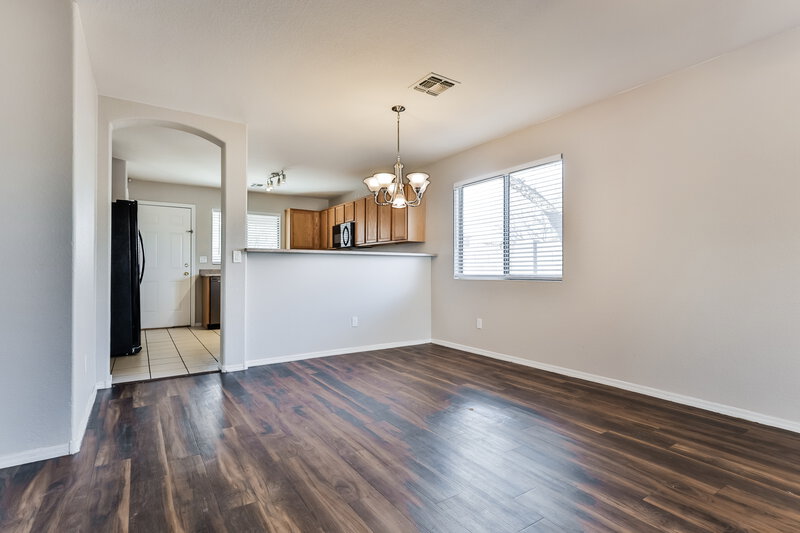 1,675/Mo, 809 E Rossi Court San Tan Valley, AZ 85140 Dining Room View