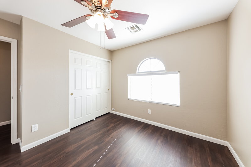 2,070/Mo, 12542 W Lisbon Ln El Mirage, AZ 85335 Bedroom View
