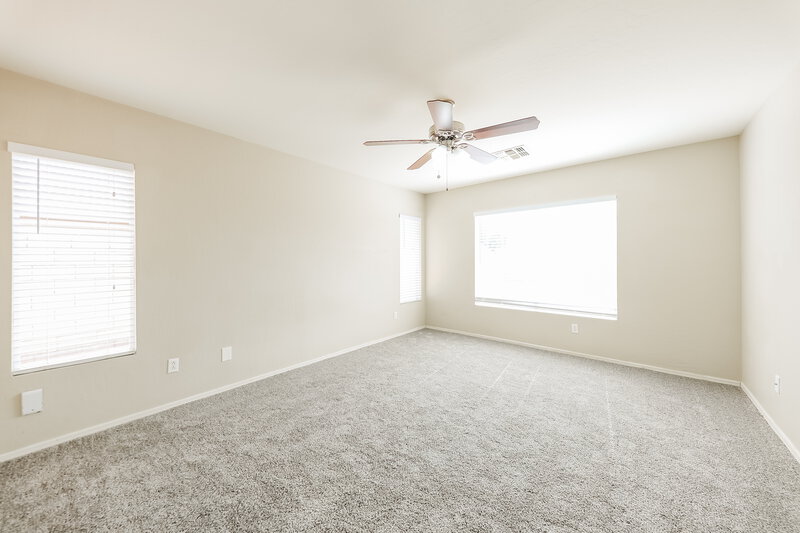 1,920/Mo, 14601 N 154th Ave Surprise, AZ 85379 Main Bedroom View