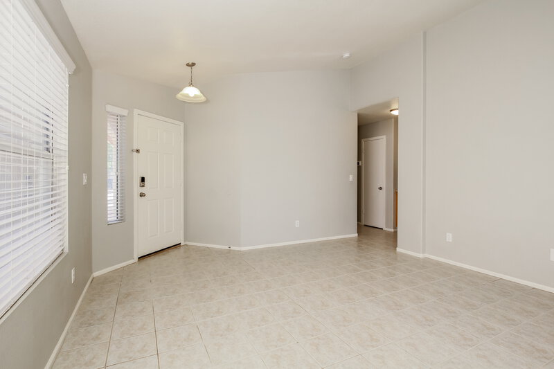 1,685/Mo, 15663 W Ripple Rd Goodyear, AZ 85338 Living Room View 2