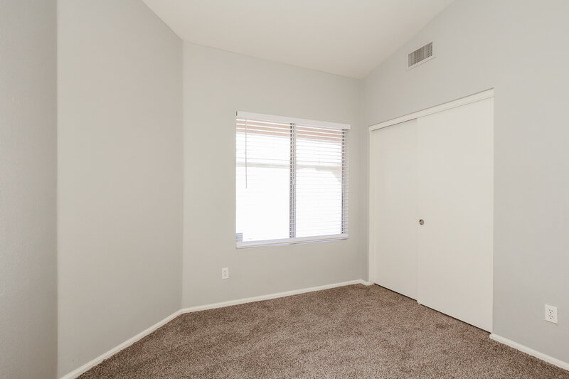 1,685/Mo, 15663 W Ripple Rd Goodyear, AZ 85338 Bedroom View 3