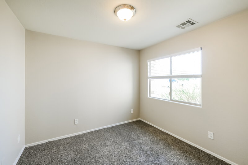 1,925/Mo, 11457 W Rio Vista Ln Avondale, AZ 85323 Bedroom View 2