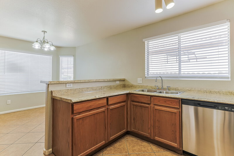1,970/Mo, 2625 S 156th Ave Goodyear, AZ 85338 Kitchen View