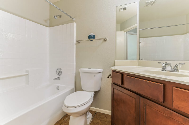 1,970/Mo, 2625 S 156th Ave Goodyear, AZ 85338 Bathroom View