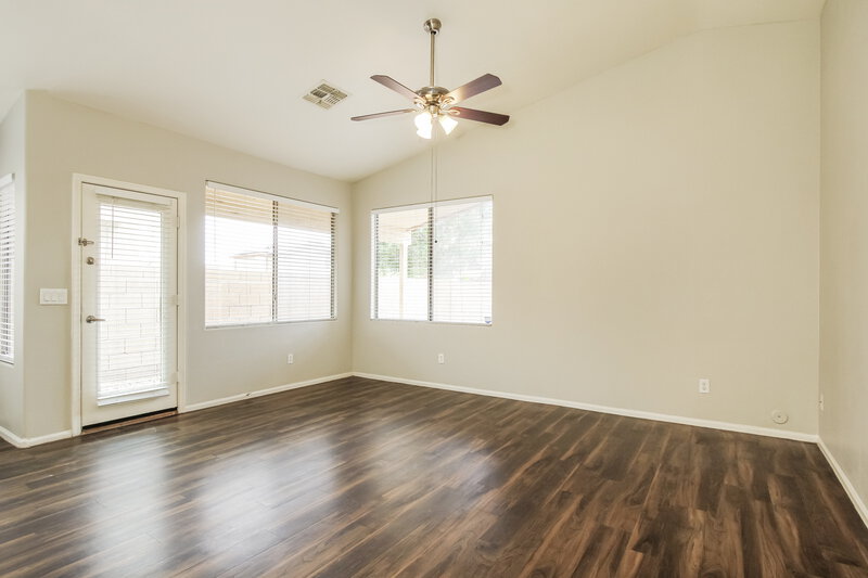 2,005/Mo, 12321 W Marshall Ave Litchfield Park, AZ 85340 Dining Room View