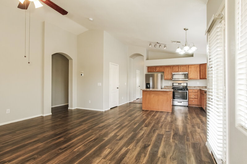 2,005/Mo, 12321 W Marshall Ave Litchfield Park, AZ 85340 Dining Room View 2