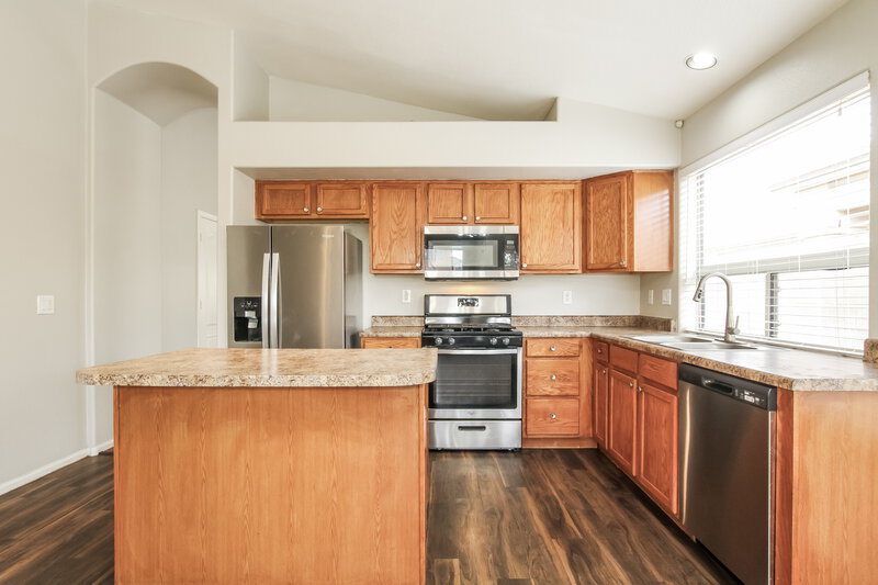 2,005/Mo, 12321 W Marshall Ave Litchfield Park, AZ 85340 Kitchen View