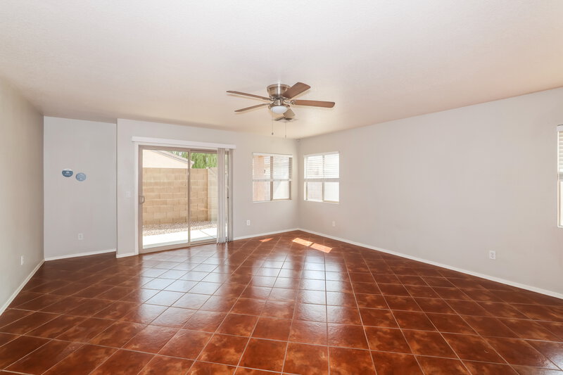 1,865/Mo, 8333 W Watkins St Tolleson, AZ 85353 Living Room View