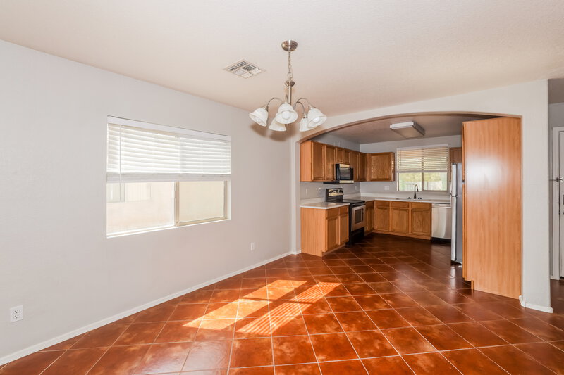 1,865/Mo, 8333 W Watkins St Tolleson, AZ 85353 Dining Room View
