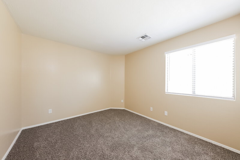 1,840/Mo, 13016 W Saint Moritz Ln El Mirage, AZ 85335 Bedroom View 2