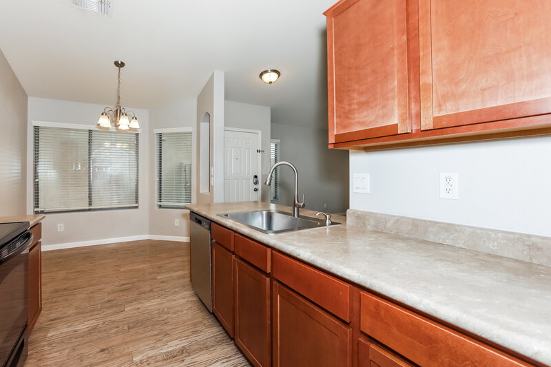 1,960/Mo, 1631 W San Tan Hills San Tan Valley, AZ 85142 Kitchen View 2