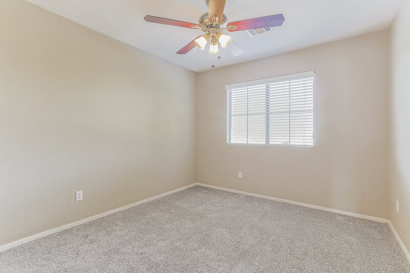 1,965/Mo, 451 E Christopher St San Tan Valley, AZ 85140 Bedroom View