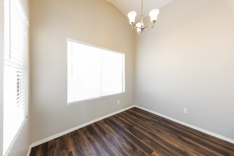 1,955/Mo, 8606 W Las Palmaritas Dr Peoria, AZ 85345 Dining Room View