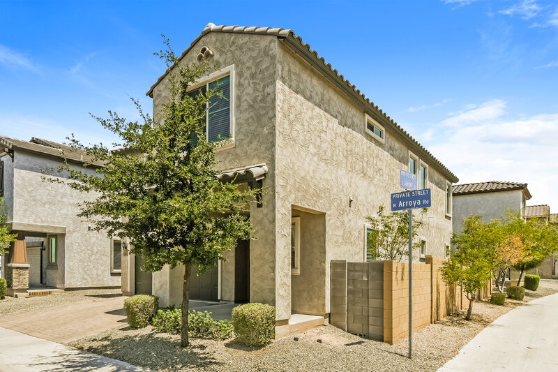 2,200/Mo, 1945 N Arroya Road Mesa, AZ 85205 Front View