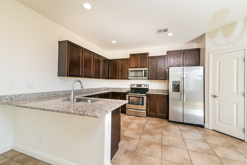 2,340/Mo, 1951 N 55th Place Mesa, AZ 85205 Kitchen View