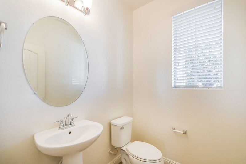 2,340/Mo, 1951 N 55th Place Mesa, AZ 85205 Powder Room View