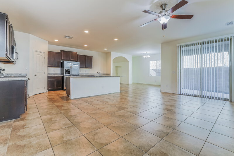 0/Mo, 5534 E Jaeger Street Mesa, AZ 85205 Living Room View 2