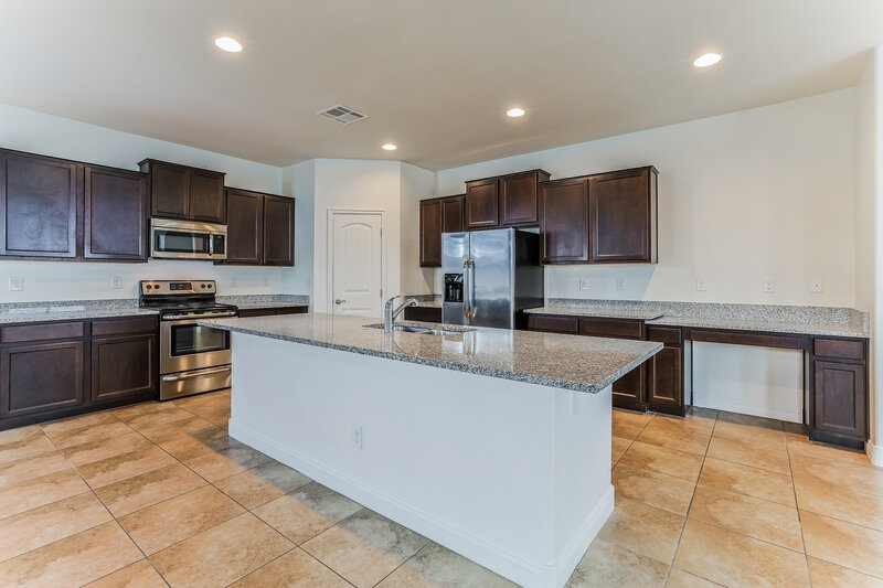 0/Mo, 5534 E Jaeger Street Mesa, AZ 85205 Kitchen View