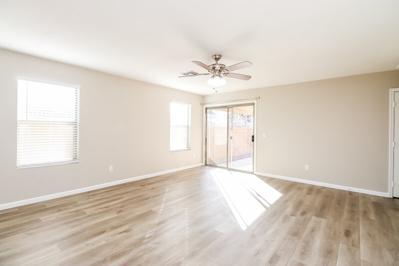 2,095/Mo, 1538 S Danielson Way Chandler, AZ 85286 Living Room View