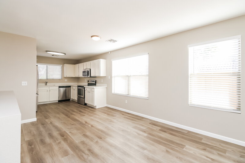 2,095/Mo, 1538 S Danielson Way Chandler, AZ 85286 Living Room View 4