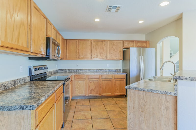 1,945/Mo, 31274 N Shale Dr San Tan Valley, AZ 85143 Kitchen View