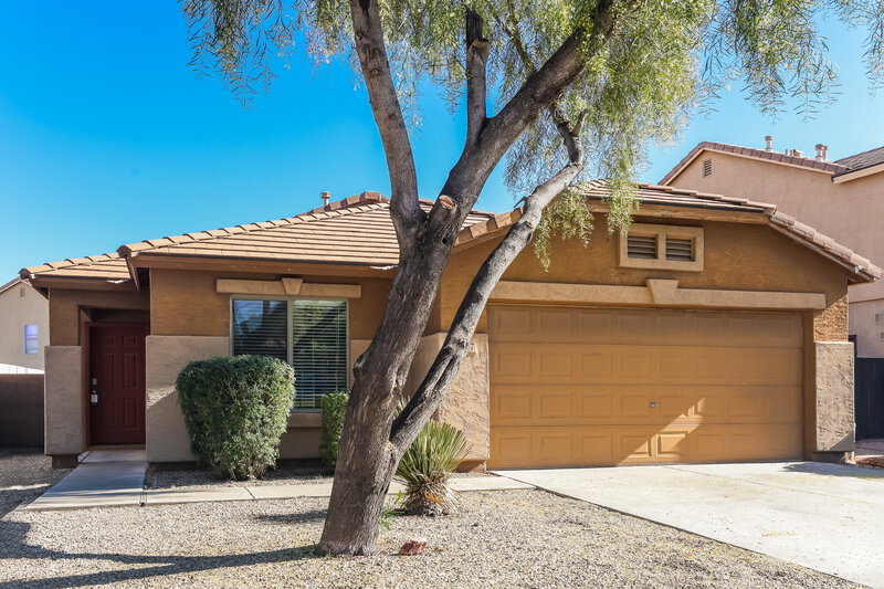 1,795/Mo, 32647 N Cherry Creek Rd San Tan Valley, AZ 85142 Front View