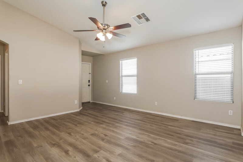 1,795/Mo, 32647 N Cherry Creek Rd San Tan Valley, AZ 85142 Living Room View