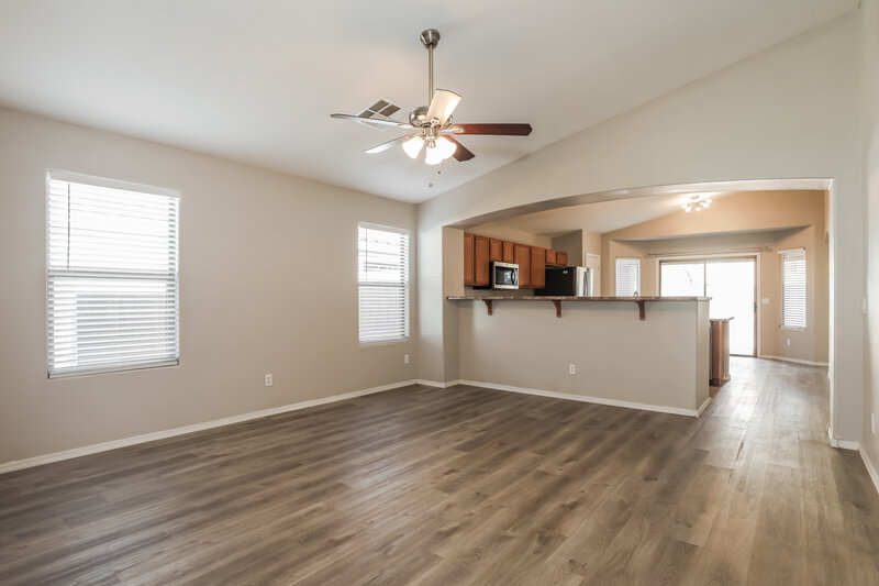1,795/Mo, 32647 N Cherry Creek Rd San Tan Valley, AZ 85142 Living Room View 2