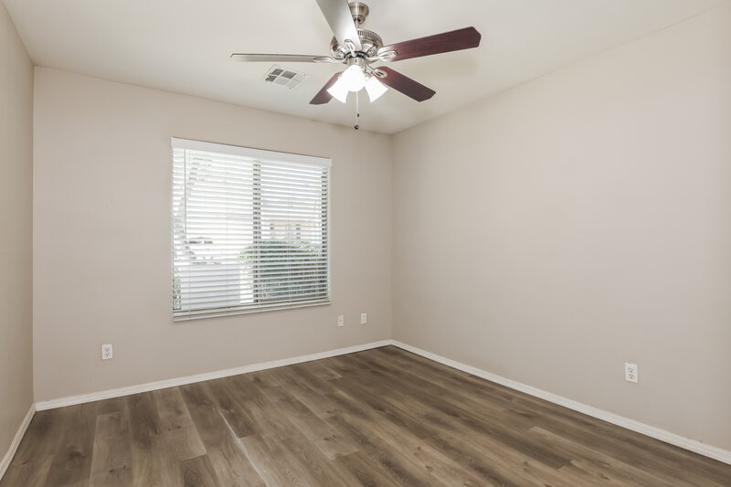 1,795/Mo, 32647 N Cherry Creek Rd San Tan Valley, AZ 85142 Bedroom View