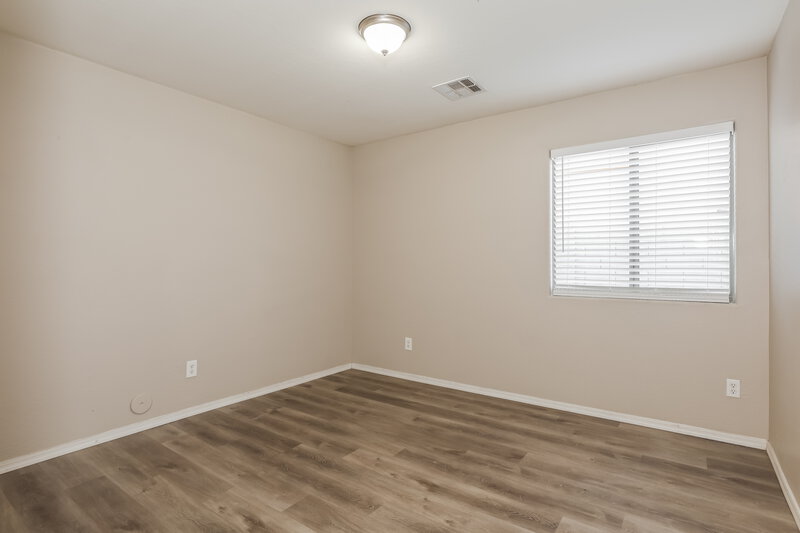 1,795/Mo, 32647 N Cherry Creek Rd San Tan Valley, AZ 85142 Bedroom View 3