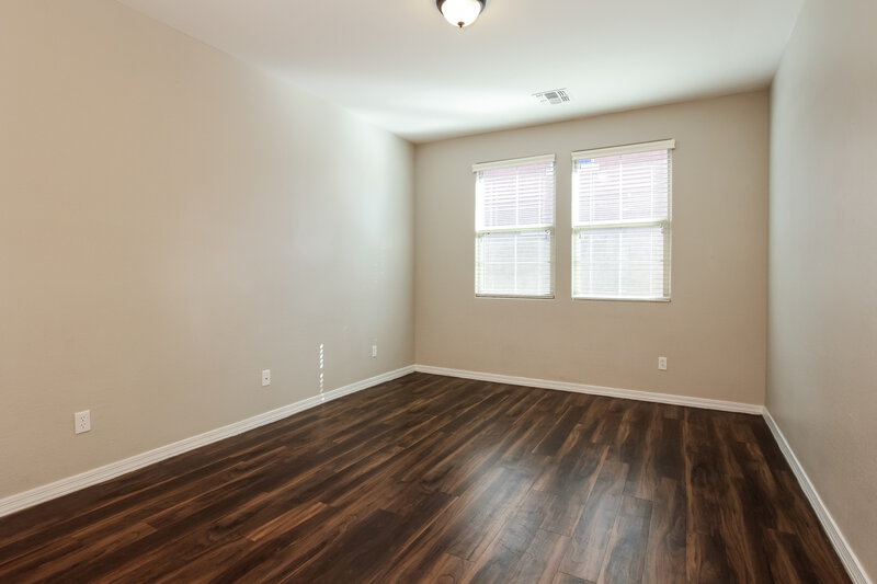 2,185/Mo, 17221 W Hammond St Goodyear, AZ 85338 Office View