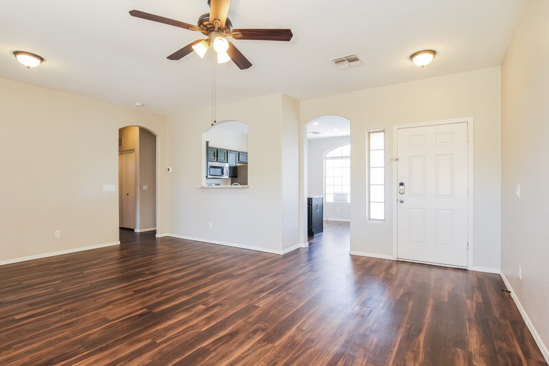 1,915/Mo, 12917 W Aster Dr El Mirage, AZ 85335 Living Room View 2