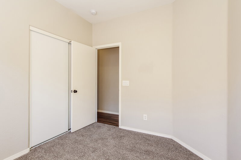 1,915/Mo, 12917 W Aster Dr El Mirage, AZ 85335 Bedroom View