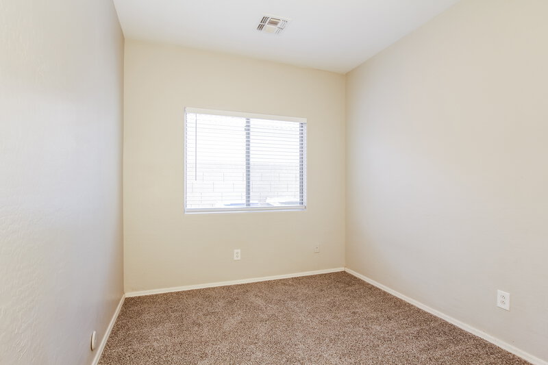 1,915/Mo, 12917 W Aster Dr El Mirage, AZ 85335 Bedroom View 2