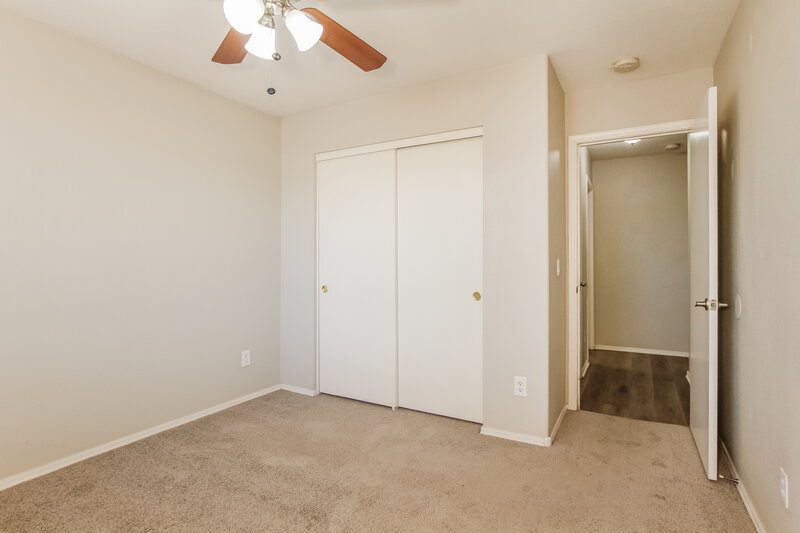 0/Mo, 11338 W Crestbrook Dr Surprise, AZ 85378 Bedroom View 3